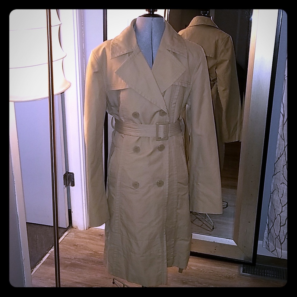 *SOLD* DKNY Trench Raincoat Petite L